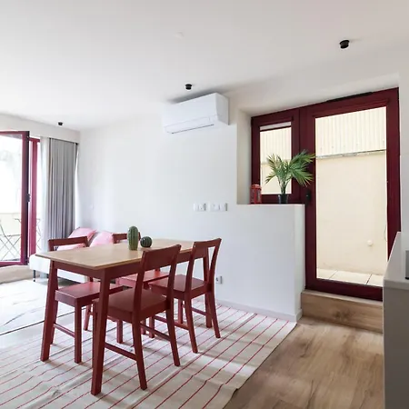Apartment Populo By House And People