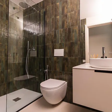 Populo By House And People Apartment